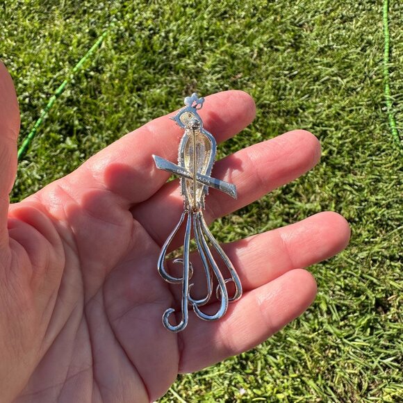 MMA V&A Enamel Peacock Brooch - Picture 6 of 11